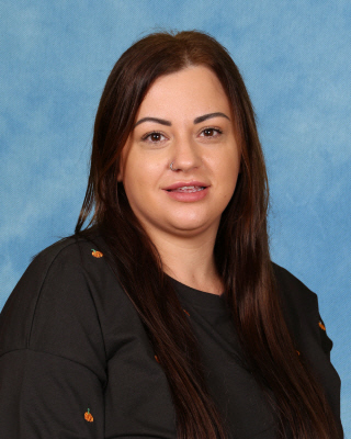 Miss Melissa Rowland